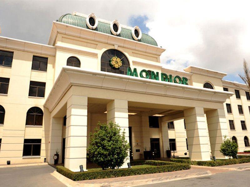 Mondior at Emperors Palace Kempton Park Eksteriør billede