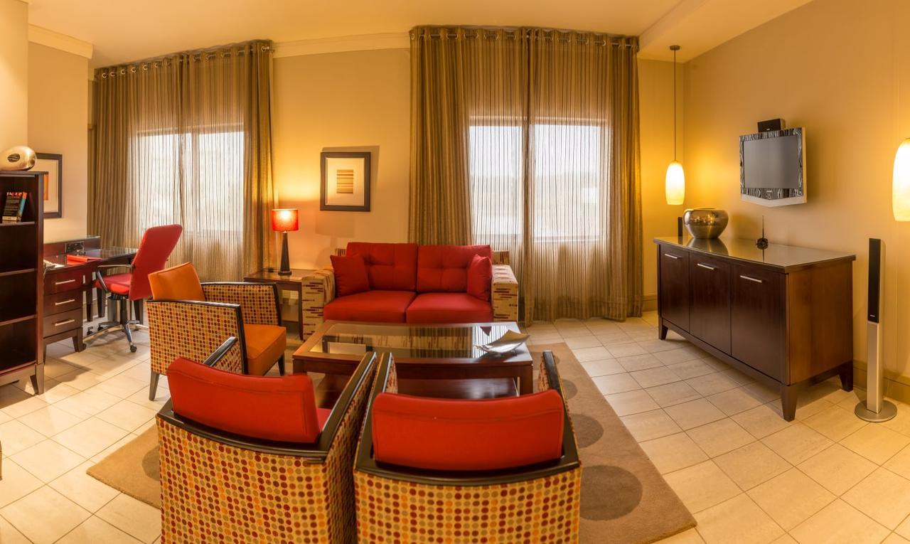 Mondior at Emperors Palace Kempton Park Eksteriør billede
